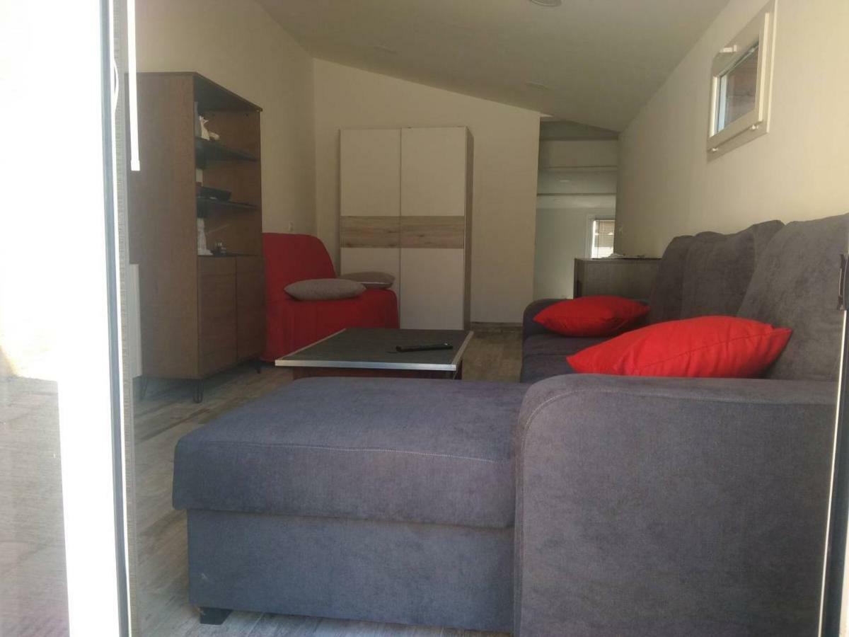 Tres Confortable Studio Maison Au Pied Dufaron Villa Toulon Exterior foto